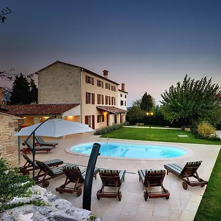 Dom wakacyjny House Silvano Golaš