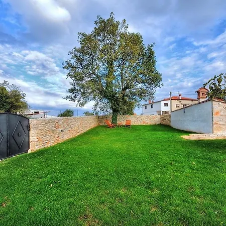 Dom wakacyjny House Silvano Golaš