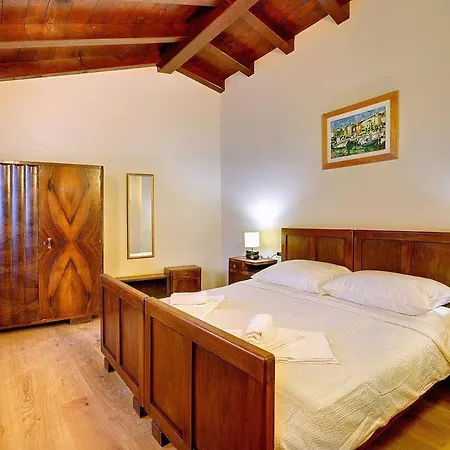 Hébergement de vacances House Silvano *