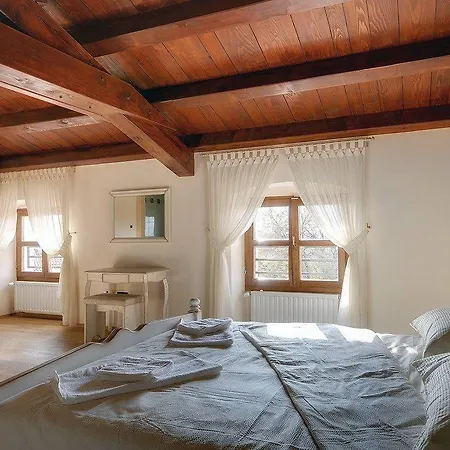 House Silvano 펜션 Golaš