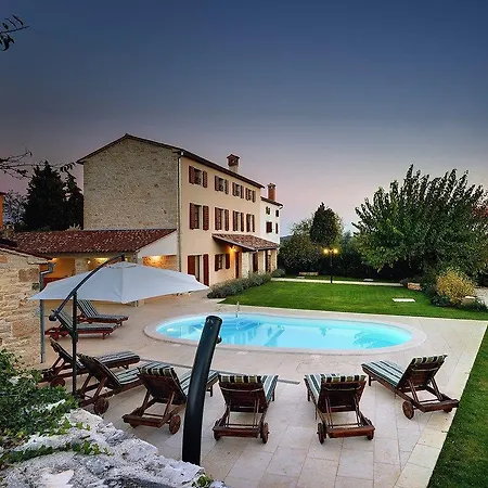 Dom wakacyjny House Silvano *