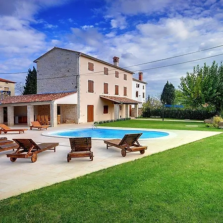 Hébergement de vacances House Silvano *